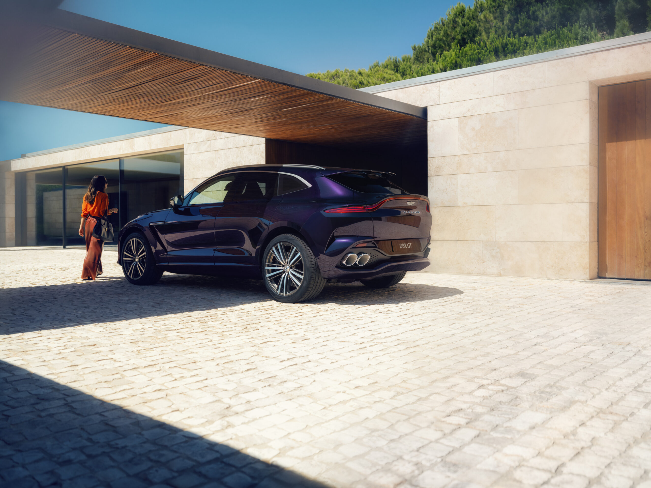 Aston Martin Exterior banner