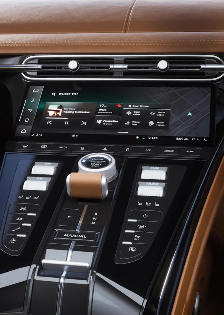 Aston Martin Touchscreen
