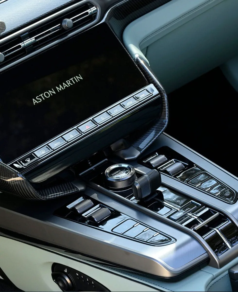 Aston Martin Infotainment